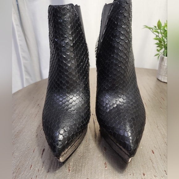 Y2K SAINT Laurent Janis 80 Black Snakeskin Stiletto Ankle Boots 7.5 37 1/2 - Picture 4 of 15